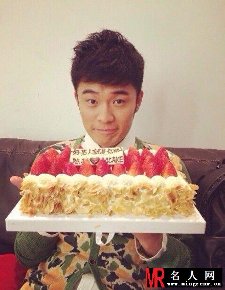陈赫跑男卖萌照 2014生活照搞怪无底线(1)