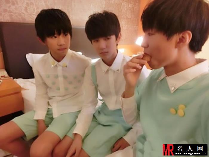 TFBOYS王俊凯2014年下半年帅气生活照集(1)