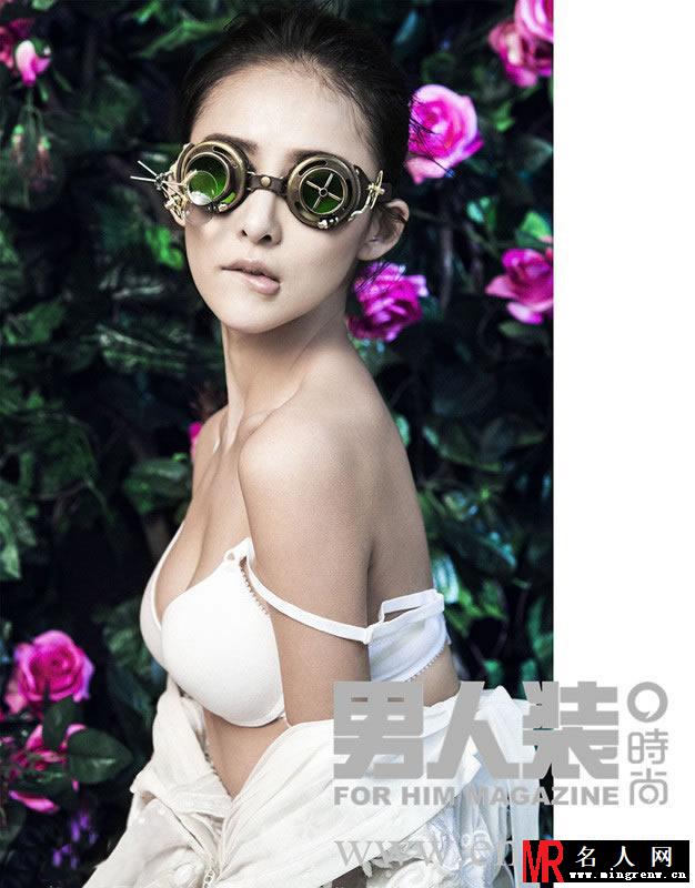 贾青拍男人装性感写真 化身SM女王(1)