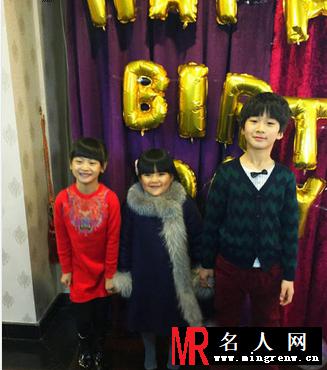 天天生日派对现场曝光 王诗龄田雨橙盛装赴宴(1)