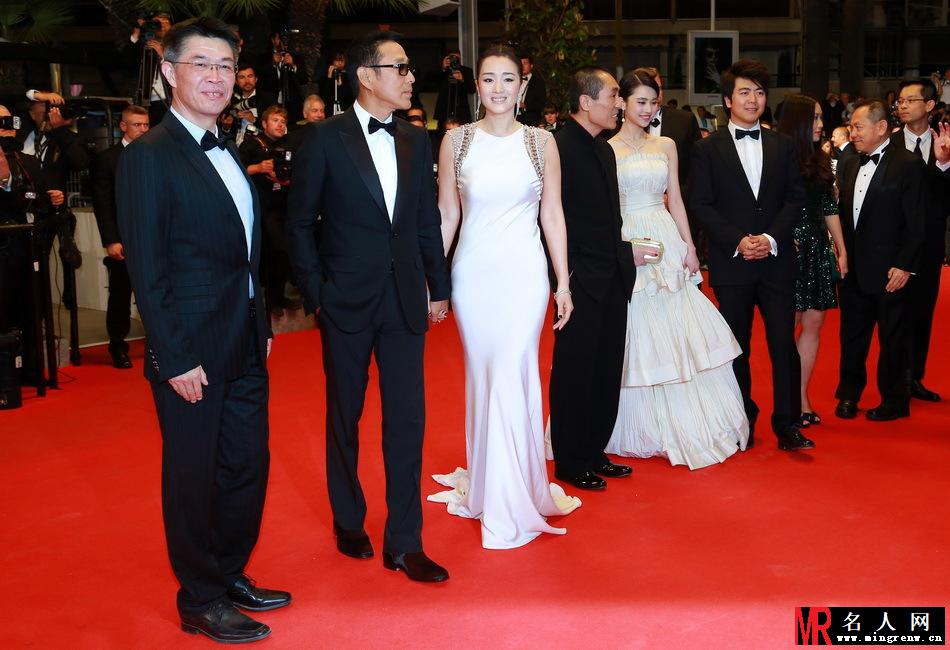 张艺谋携归来戛纳首映 两代谋女郎老辣对清纯(1)