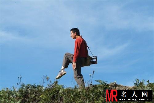 太阳照常升起李东方剧照(1)