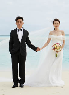 王宝强夫妇海岛拍婚纱照 拥抱牵手十分甜蜜(36P)