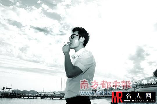 冯绍峰为《南方都市报》拍摄一组写真 完美演绎真男人(1)