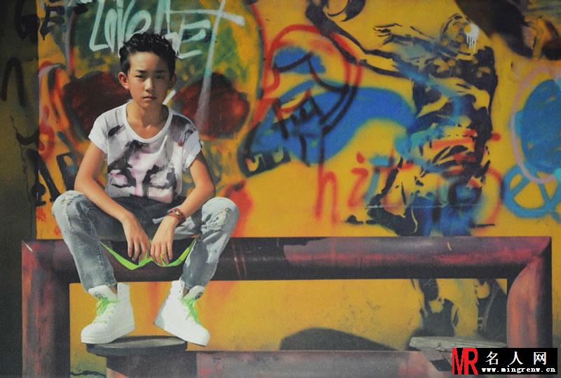 TFBOYS《HEART梦出发》牛仔裤版 帅气造型阳光青春(1)