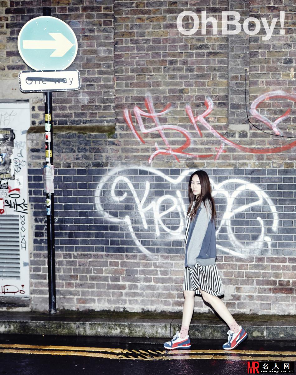 Krystal潮搭写真 颓废背景诠释街头少女(1)