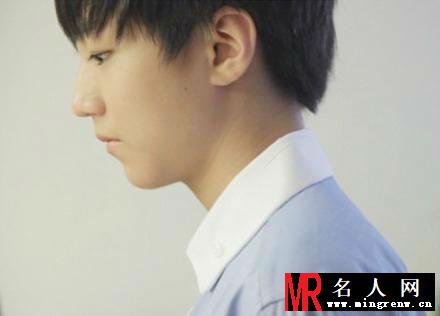 TFBOYS代言某广告现场 气氛融洽工作认真(1)