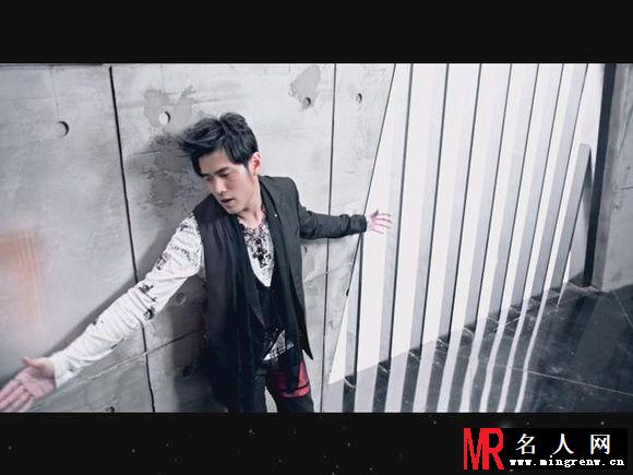 周杰伦《MINE MINE》MV写真 琴上舞(1)
