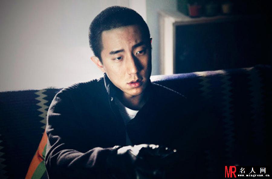 2014年涉毒明星被逮捕画面 演艺圈陷入恐慌(1)