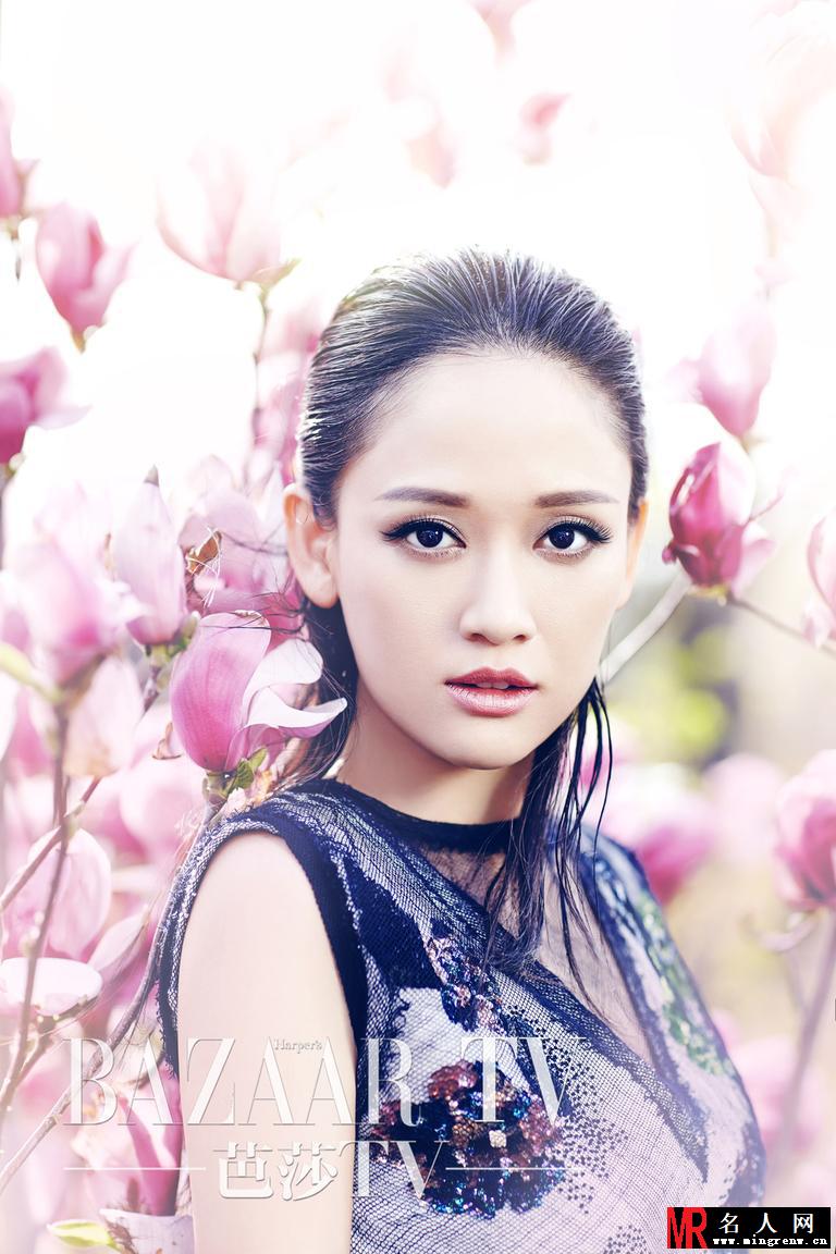 《时尚芭莎》201504封面人物 陈乔恩百变精灵(1)