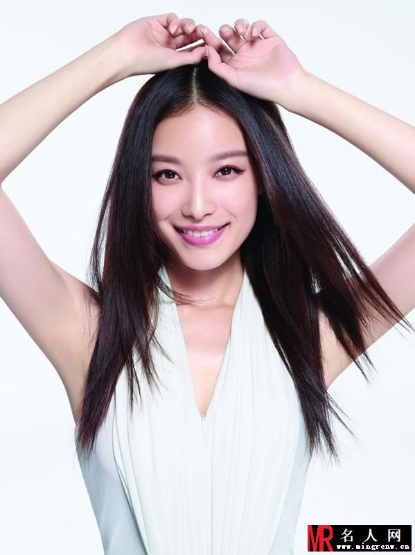 倪妮2013sk2红白玫瑰系列大片 性感优雅绚丽绽放(1)