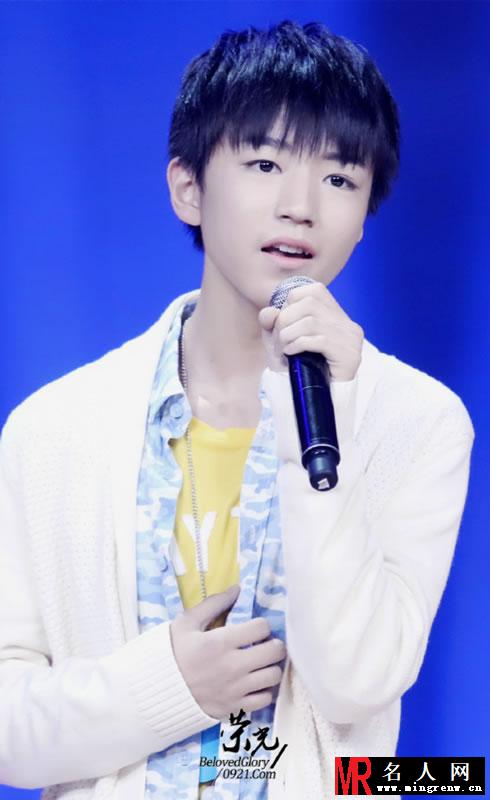 TFBOYS王俊凯参加《天天向上》现场(1)