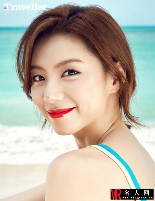 韩国女艺人朴秀珍翘臀蛮腰拍写真 夏威夷风迷醉粉丝(1)