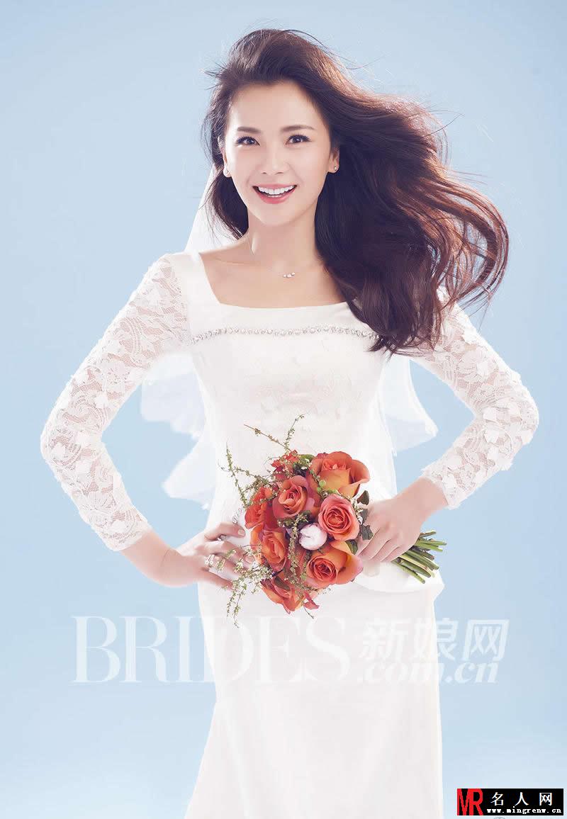 刘涛婚纱写真曝光 性感贤妻登封面(1)