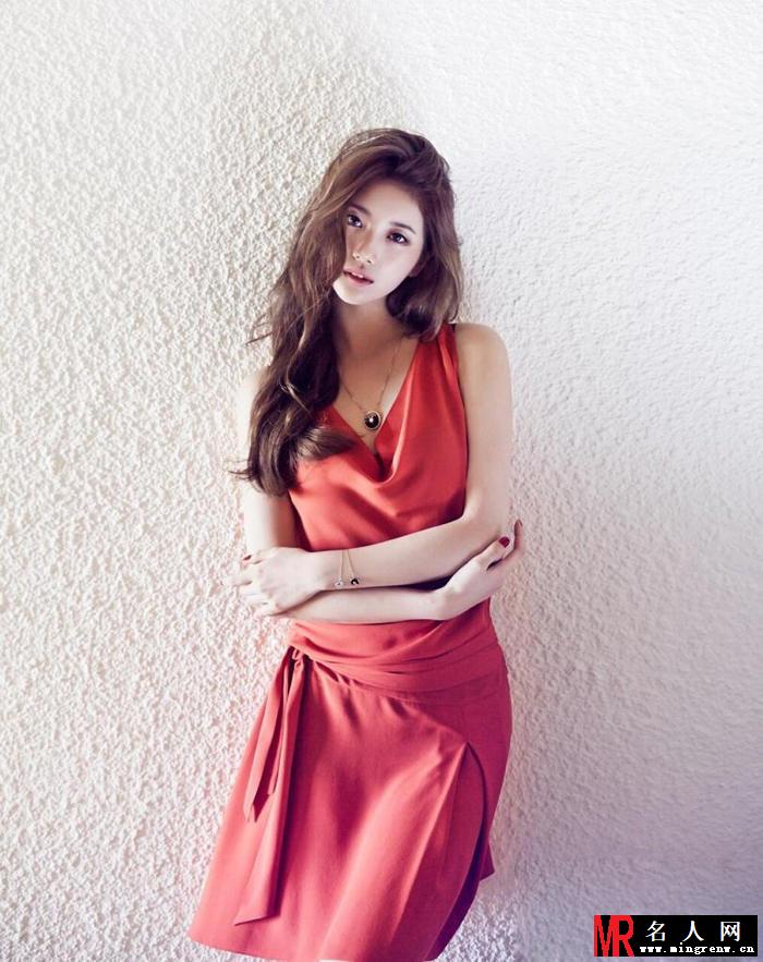 韩星裴秀智女神写真 初展性感女人味(1)