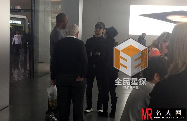 章子怡洛杉矶待产 陪汪峰逛赌城(1)