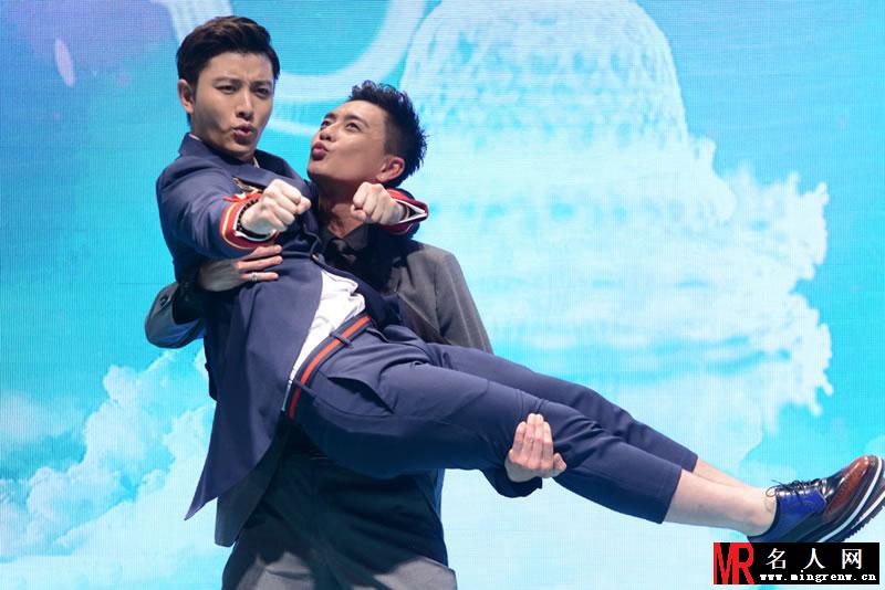 刘恺威郑爽穿西服穿越 黄宗泽贾乃亮基情抱(1)