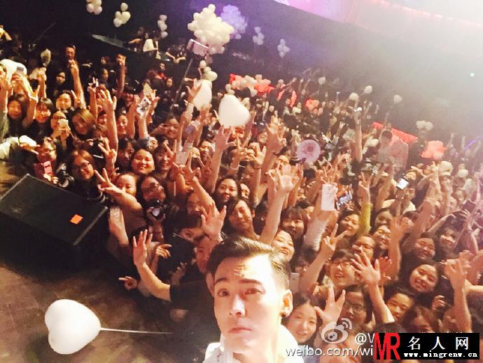 陈伟霆微博自拍2015年5月合集 童年照加马尾祝母亲节快乐(1)