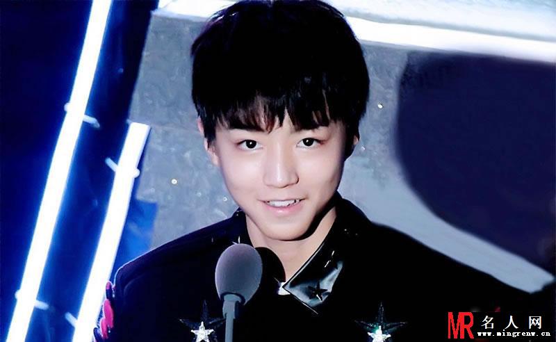 TFBOYS《爱奇艺之夜》现场 王俊凯特辑(1)