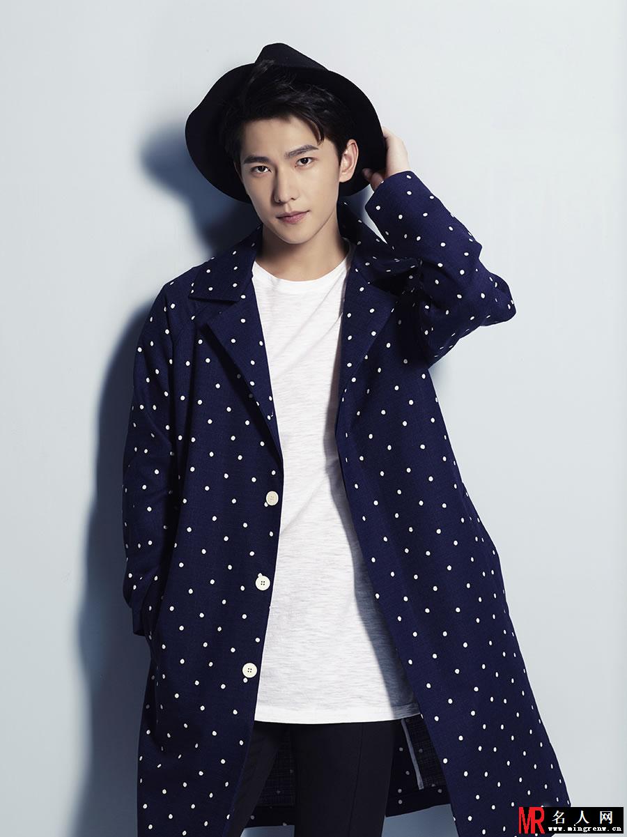 小鲜肉杨洋最新写真 尽显清爽俊朗(1)