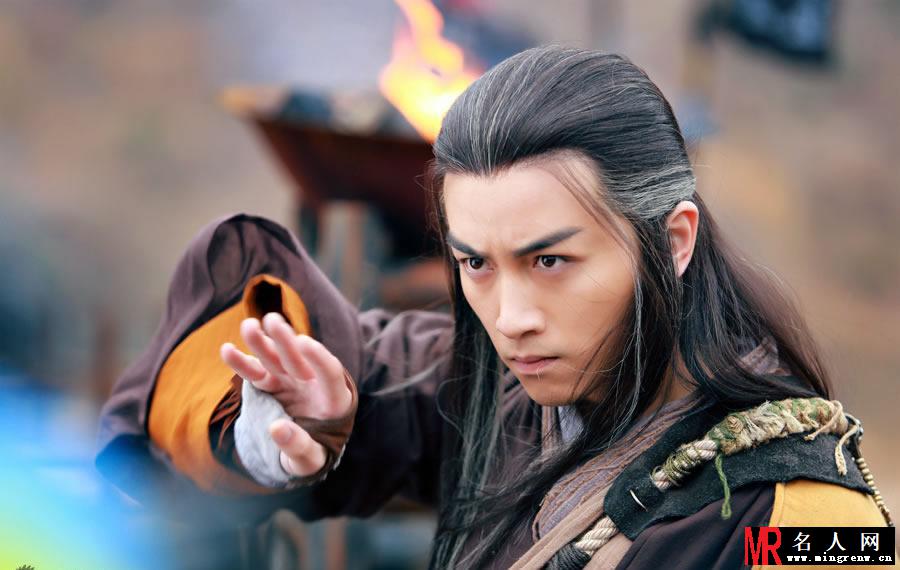 新《神雕侠侣》杨过剧照 陈晓跨年龄饰演(1)