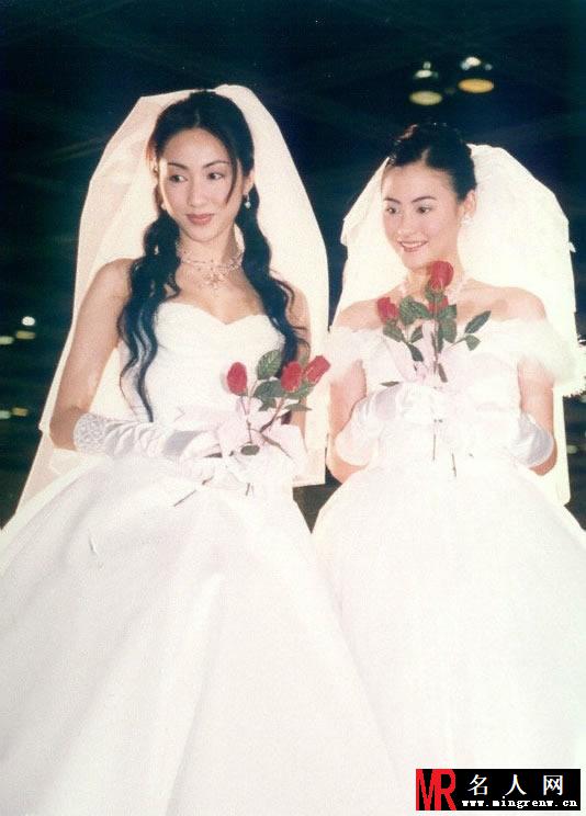 张柏芝黎姿昔日婚纱照 女神美艳动人(1)