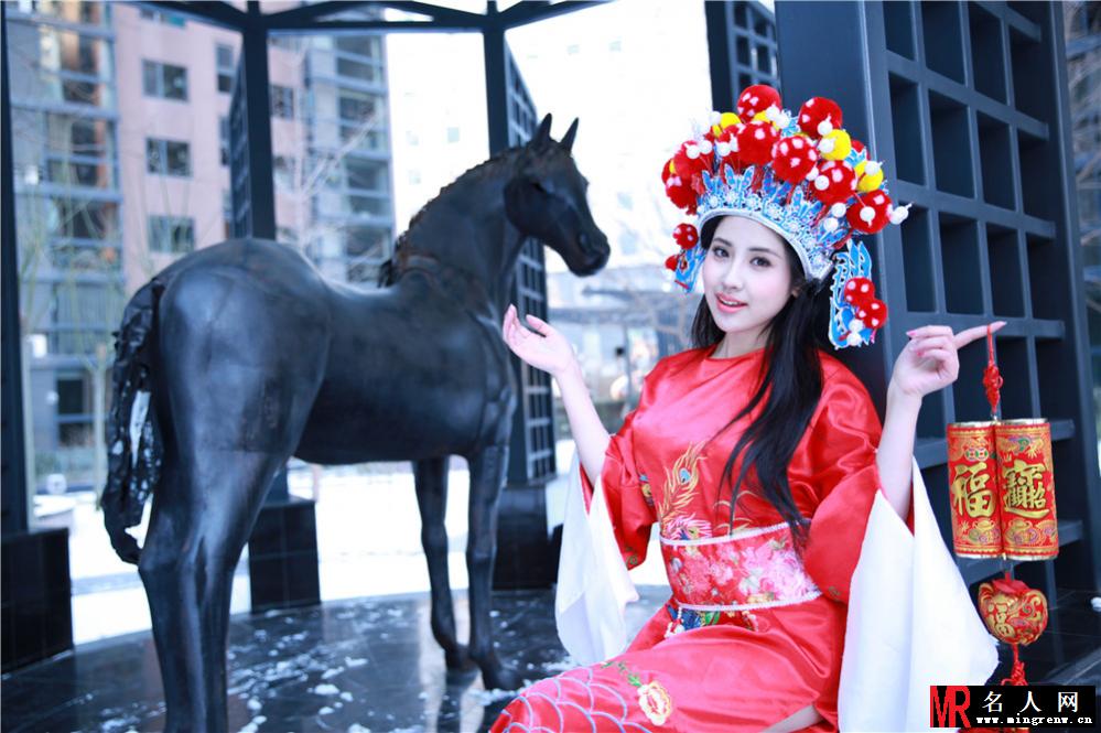 K奶戴予桐情人节拍写真 秀爆乳变最美女财神(1)