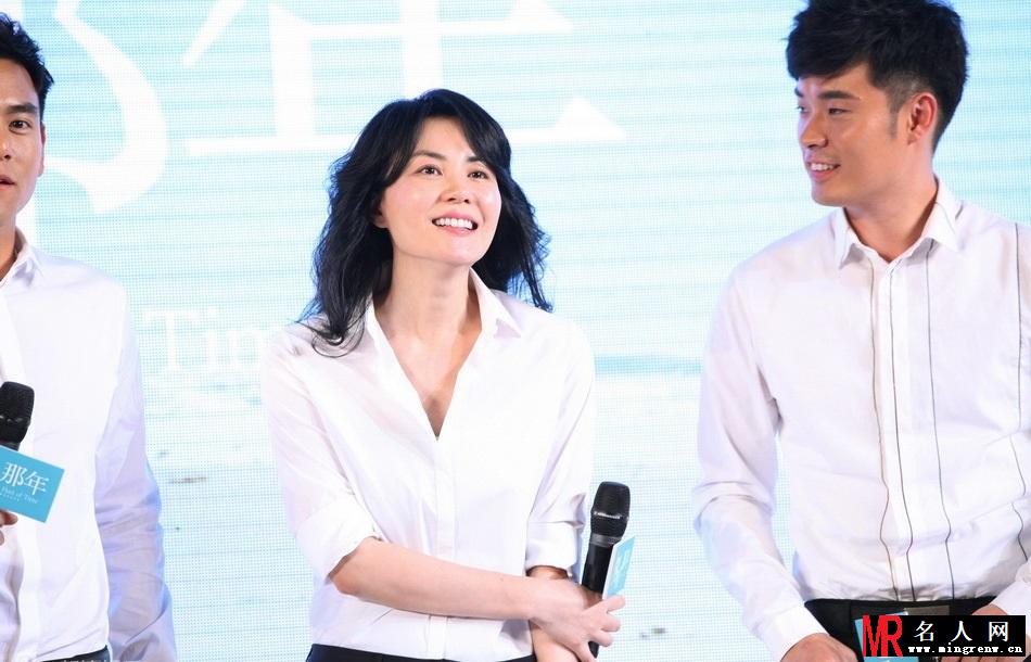 《匆匆那年》主题曲发布会 张一白携彭于晏陈赫等亮相(1)