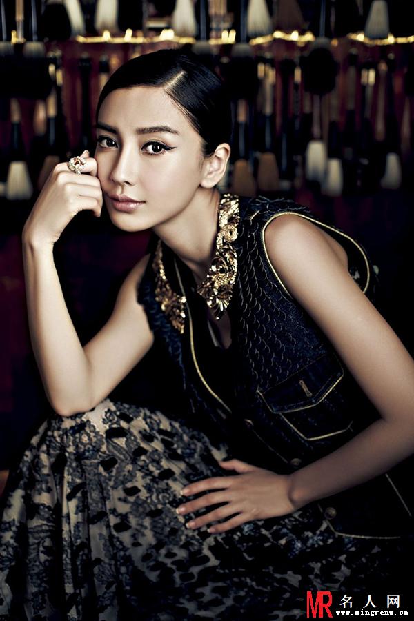 Angelababy美艳登Vogue 感谢黄晓明给自己自由(1)