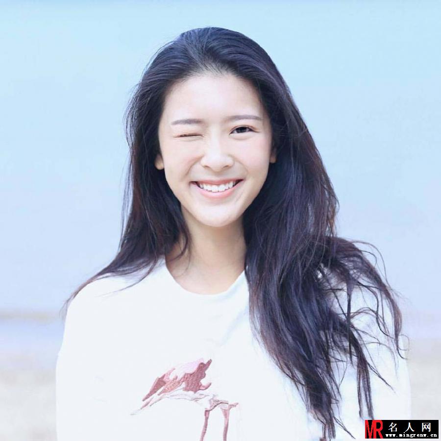 车祸前的余香凝 长相甜美可爱(1)
