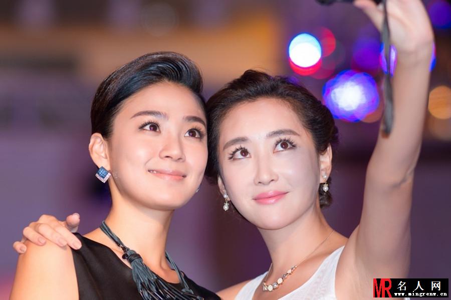 闺中密友何曼丽剧照(1)
