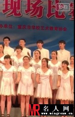 TFboys王源小小年纪参加声乐比赛 有模有样认真卖力(1)