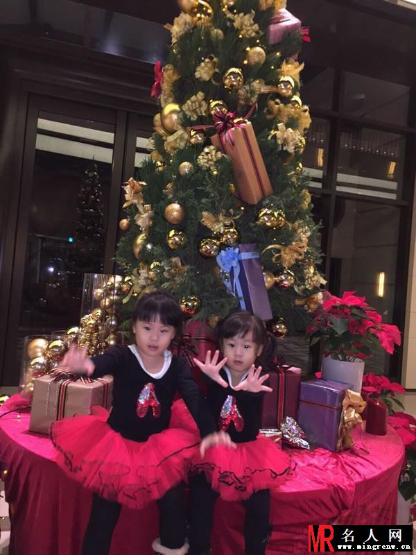 《爸爸回来了》唐志中jason女儿蜜蜜香香生活照(1)