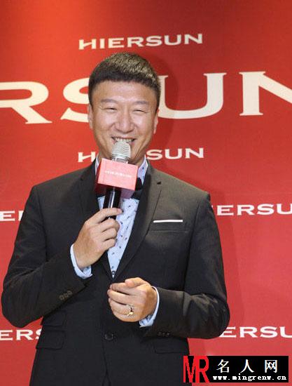 孙红雷王骏迪婚后首亮相 狂秀恩爱羡煞旁人(1)