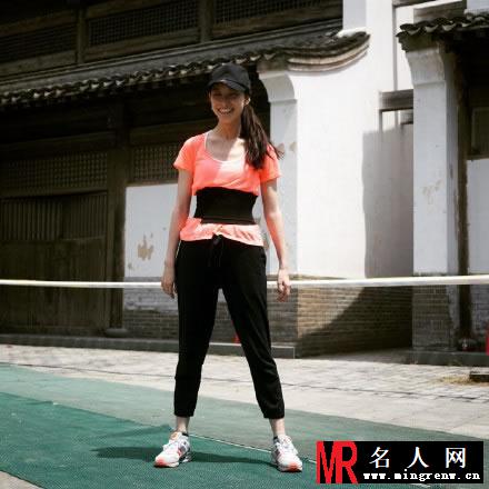 倪妮2015学习武术生活照 刻苦勤奋十分认真(1)