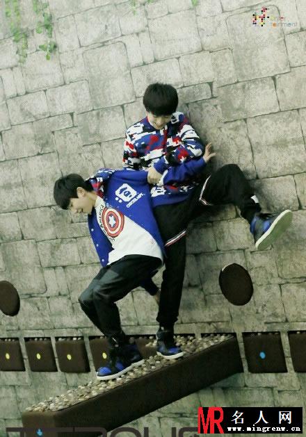 TFBOYS参加《疯狂的麦咭》 各种困难关卡恐怖来袭(1)