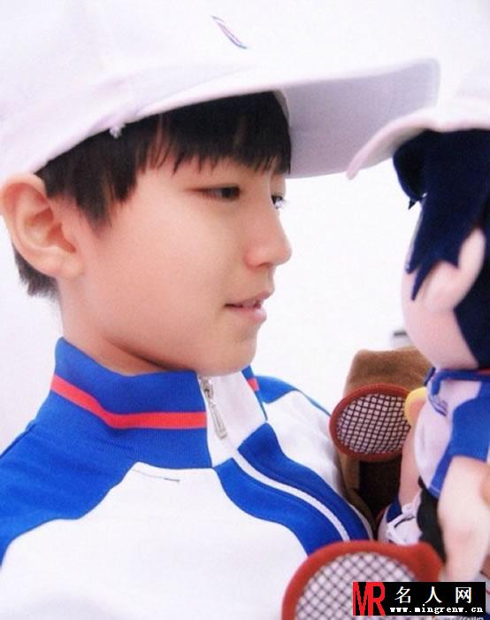 TFBOYS王俊凯2013年青涩生活照集(1)