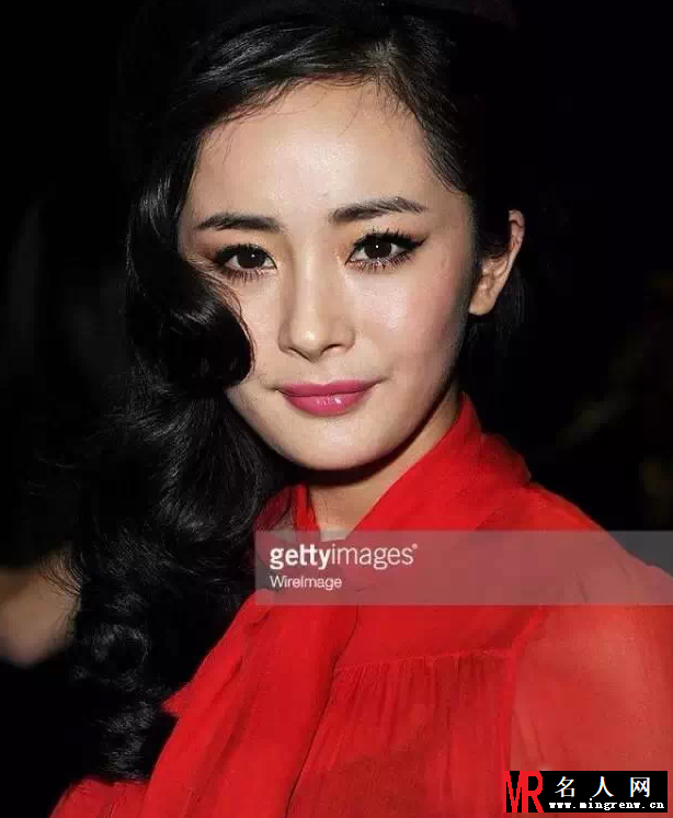 “明星都是骗人的！”前方高能爆出女星未PS照毁你三观(1)