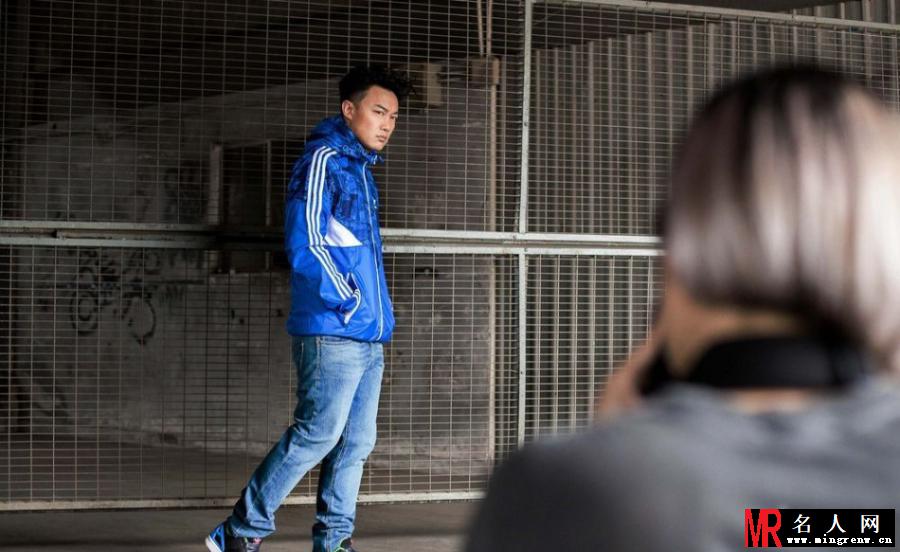 陈奕迅阿SA 合拍广告 休闲出镜默契十足(1)