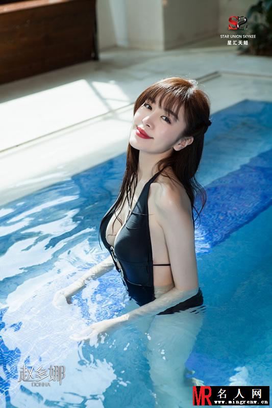 赵安娜性感水上写真曝光 宅男福利系列(1)