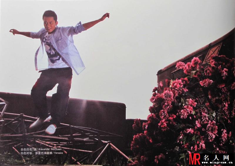 2010年7月《环球生活》李晨高清绅士杂志写真(1)
