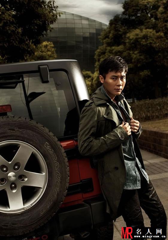 李晨《男人装》最新写真 演绎冷峻男人(1)