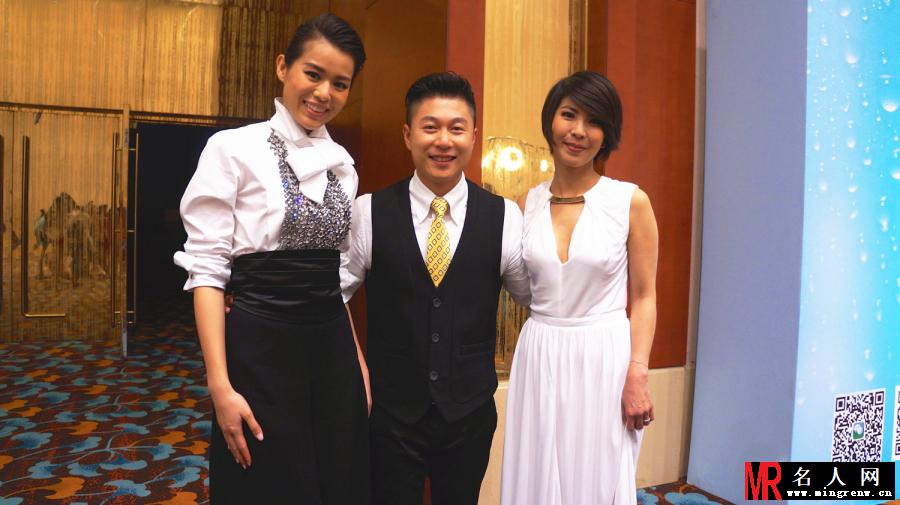 熊爸李小鹏人气火爆 喜获明星风尚偶像奖(1)
