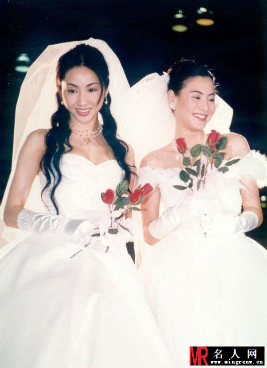 张柏芝黎姿昔日婚纱照 女神美艳动人(1)