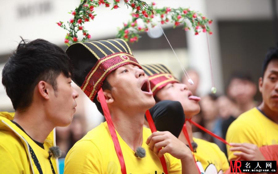 奔跑吧兄弟最新剧照 陈赫逗哭张歆艺(1)