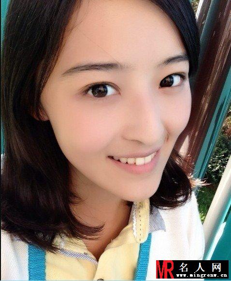 央视体育美女主播杨茗茗走红 美艳私照曝光(1)