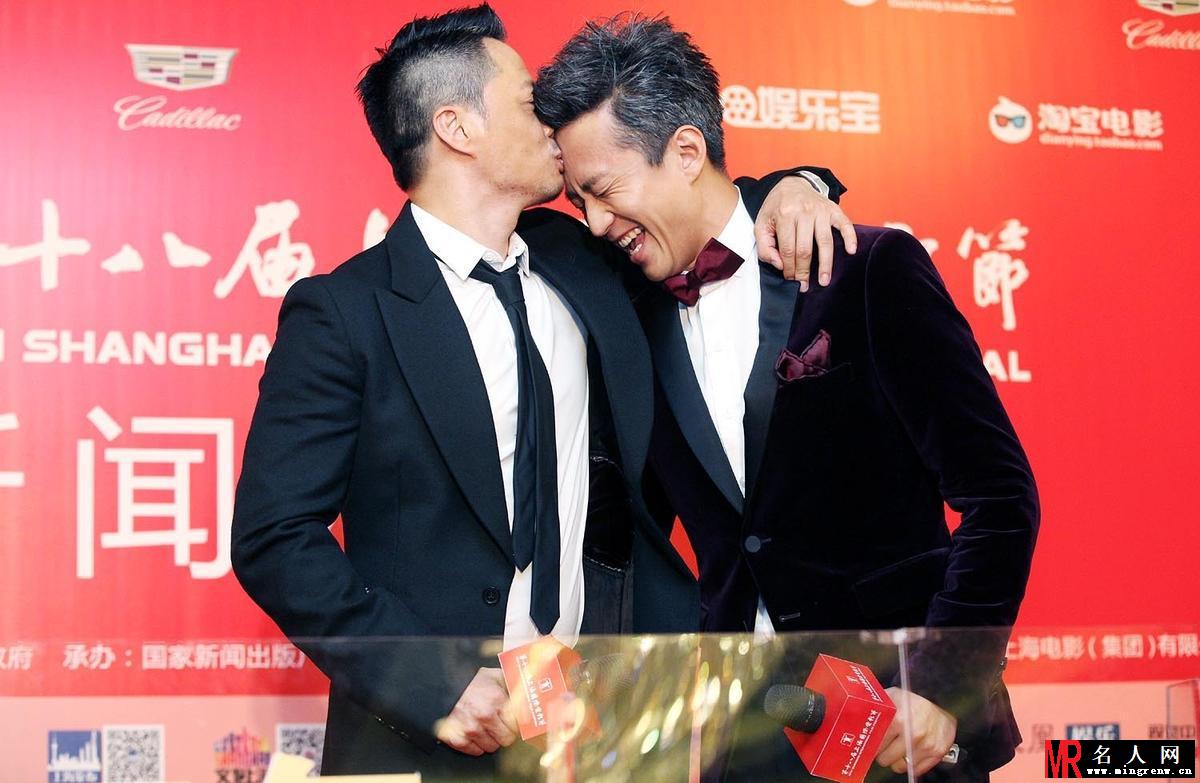 《烈日灼心》发布会 邓超与段奕宏深情 激吻(1)