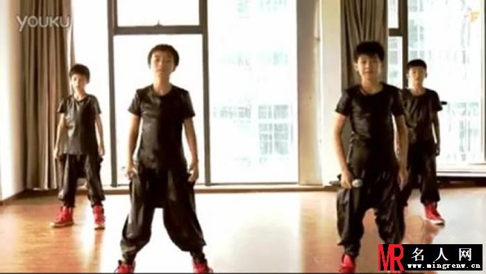 TFBOYS王源2012年青涩可爱生活照集(1)