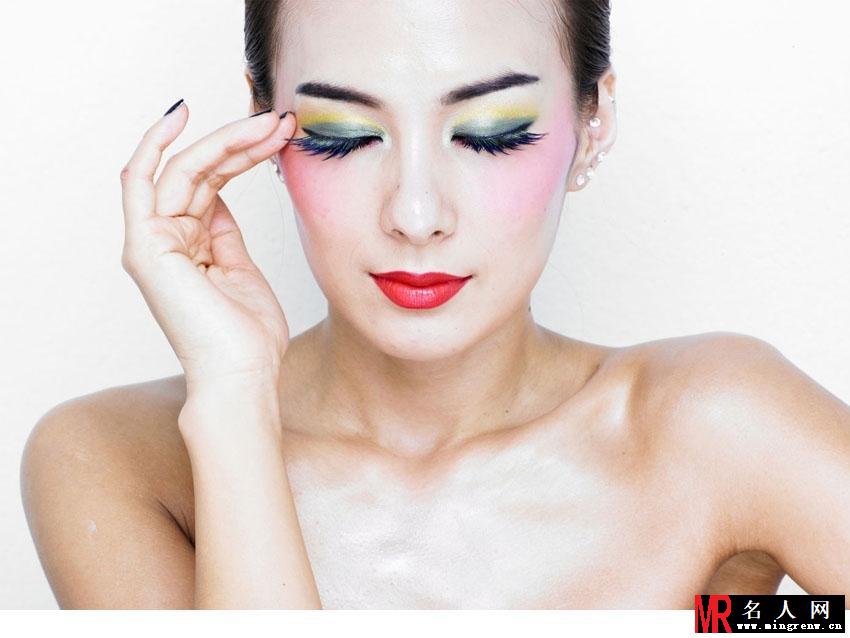 蔡妍MV高清魅惑写真 妖艳妩媚各种露(1)