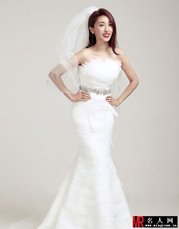 李依蔓婚纱大片曝光 笑容灿烂美丽动人(1)